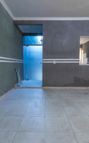 Casa para alugar com 60m², 2 quartos e 1 vaga Casa para alugar com 60m², 2 quartos e 1 vagaGaragem