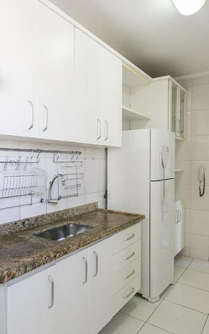 Apartamento para alugar com 64m², 2 quartos e 1 vagaCozinha
