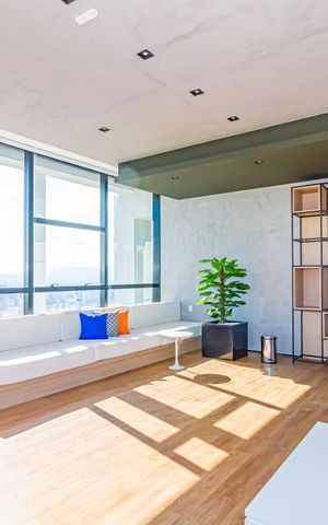 Apartamento à venda com 64m², 2 quartos e 1 vaga Apartamento à venda com 64m², 2 quartos e 1 vagaSala de Reunião