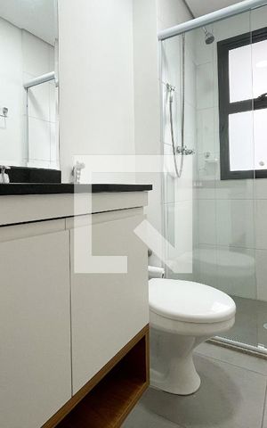 Apartamento à venda com 64m², 2 quartos e 1 vaga Apartamento à venda com 64m², 2 quartos e 1 vagaBanheiro