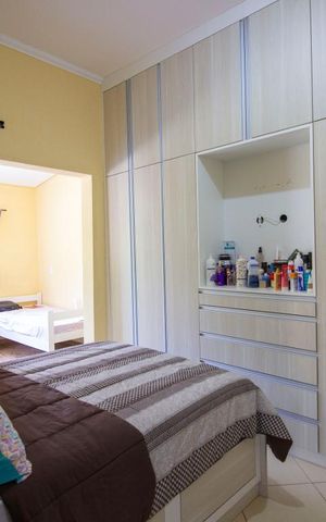 Casa à venda com 600m², 4 quartos e 15 vagasQuarto 2 - Suíte