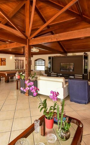 Casa à venda com 650m², 5 quartos e 4 vagasSala 2