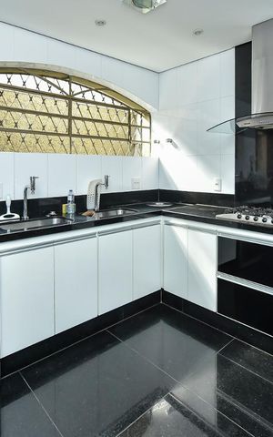 Casa à venda com 650m², 5 quartos e 4 vagasCozinha