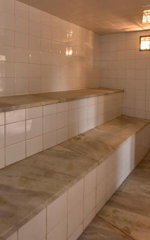 Casa à venda com 650m², 5 quartos e 4 vagasSauna