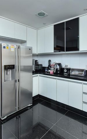 Casa à venda com 650m², 5 quartos e 4 vagasCozinha