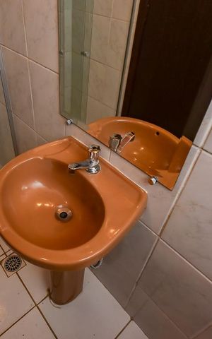 Casa à venda com 650m², 5 quartos e 4 vagasBanheiro de Serviço