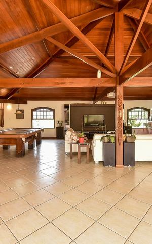 Casa à venda com 650m², 5 quartos e 4 vagasSala 2