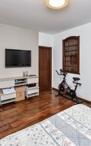 Casa à venda com 650m², 5 quartos e 4 vagasSuíte Master