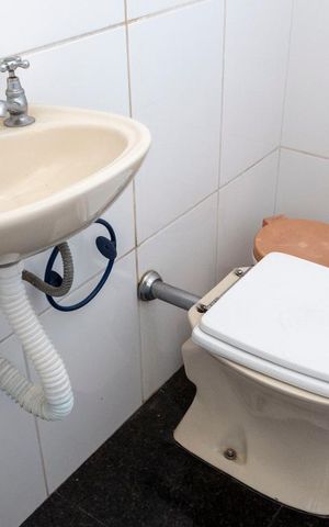 Apartamento à venda com 200m², 4 quartos e 3 vagasBanheiro de Serviço
