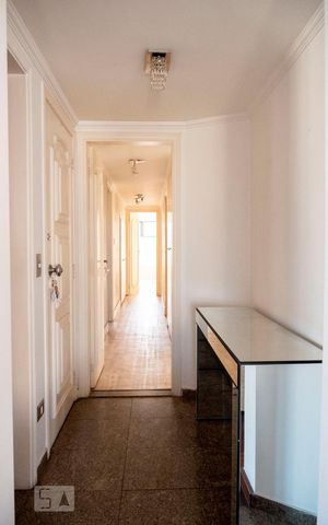 Apartamento à venda com 200m², 4 quartos e 3 vagasHall de entrada
