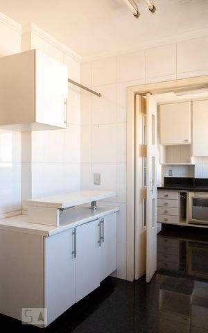 Apartamento à venda com 200m², 4 quartos e 3 vagasÁrea de Serviço