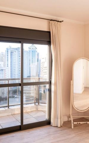 Apartamento à venda com 200m², 4 quartos e 3 vagasSuíte 3