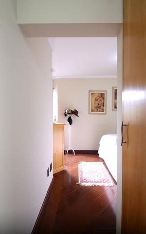 Apartamento à venda com 190m², 4 quartos e 4 vagasSuíte 2