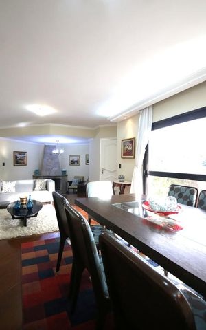 Apartamento à venda com 190m², 4 quartos e 4 vagasSala