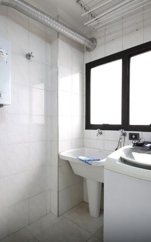 Apartamento à venda com 190m², 4 quartos e 4 vagasÁrea de Serviço