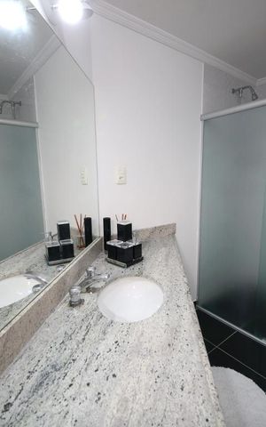 Apartamento à venda com 190m², 4 quartos e 4 vagasSuíte 2 - Banheiro