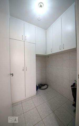 Apartamento à venda com 190m², 4 quartos e 4 vagasQuarto de Serviço