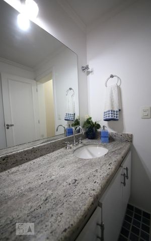 Apartamento à venda com 190m², 4 quartos e 4 vagasBanheiro