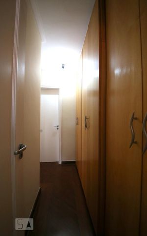 Apartamento à venda com 190m², 4 quartos e 4 vagasCorredor
