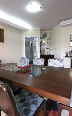 Apartamento à venda com 190m², 4 quartos e 4 vagasSala
