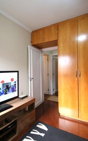 Apartamento à venda com 190m², 4 quartos e 4 vagasQuarto 2