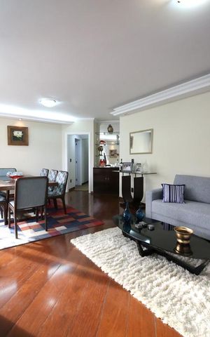 Apartamento à venda com 190m², 4 quartos e 4 vagasSala