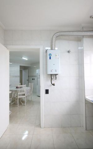 Apartamento à venda com 190m², 4 quartos e 4 vagasÁrea de Serviço