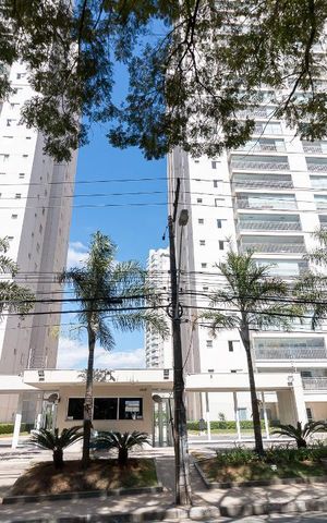 Apartamento para alugar com 129m², 3 quartos e 3 vagasFachada do condomínio