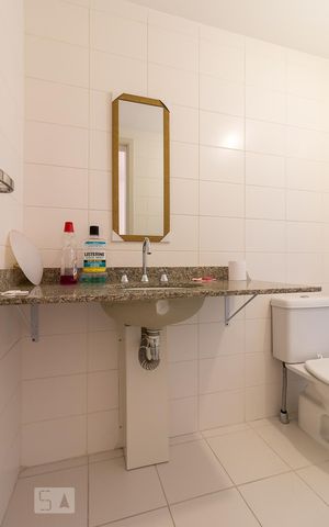 Apartamento para alugar com 129m², 3 quartos e 3 vagasBanheiro quarto 2 suíte