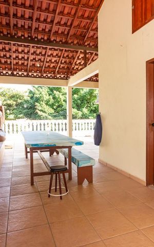 Casa à venda com 244m², 5 quartos e 3 vagas Casa à venda com 244m², 5 quartos e 3 vagasVaranda gourmet