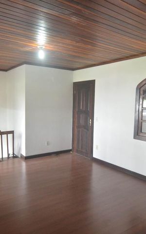 Casa à venda com 250m², 3 quartos e 6 vagasSala Casa 2