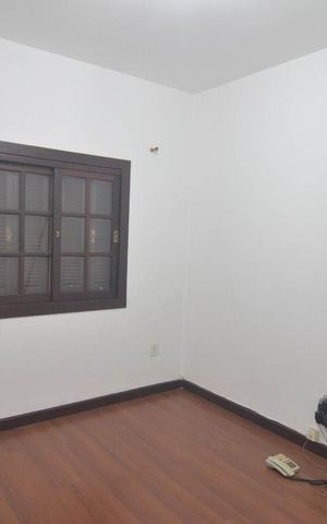 Casa à venda com 250m², 3 quartos e 6 vagasQuarto 1