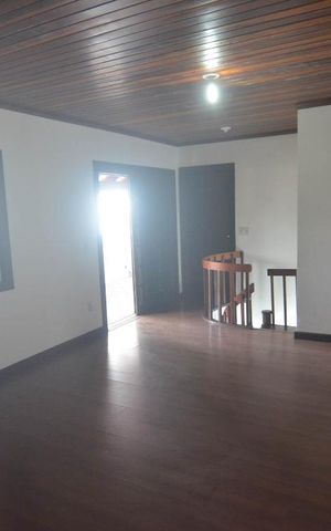 Casa à venda com 250m², 3 quartos e 6 vagasSala Casa 2