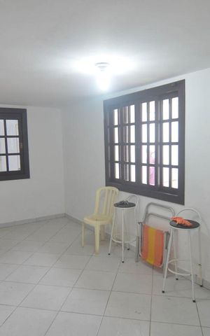 Casa à venda com 250m², 3 quartos e 6 vagasCozinha