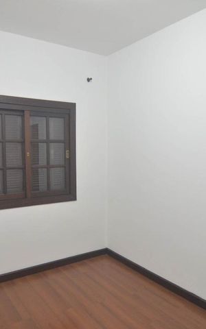 Casa à venda com 250m², 3 quartos e 6 vagasQuarto 2