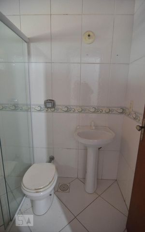 Casa à venda com 250m², 3 quartos e 6 vagasBanheiro Suíte