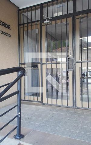 Apartamento à venda com 75m², 2 quartos e 1 vagaFachada