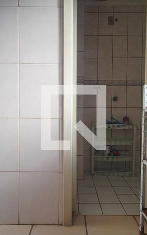 Apartamento à venda com 75m², 2 quartos e 1 vagaÁrea de Serviço