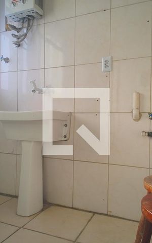 Apartamento à venda com 75m², 2 quartos e 1 vagaÁrea de Serviço