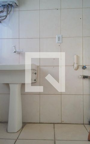 Apartamento à venda com 75m², 2 quartos e 1 vagaÁrea de Serviço