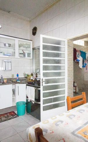 Casa para alugar com 230m², 4 quartos e 4 vagasCozinha