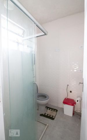 Casa para alugar com 230m², 4 quartos e 4 vagasBanheiro