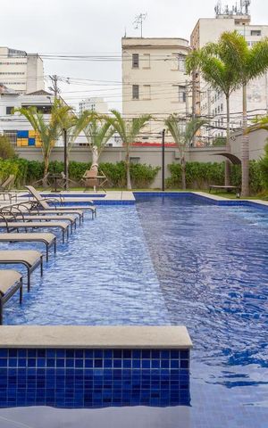 Apartamento à venda com 94m², 2 quartos e 2 vagas Apartamento à venda com 94m², 2 quartos e 2 vagasÁrea comum - Piscina