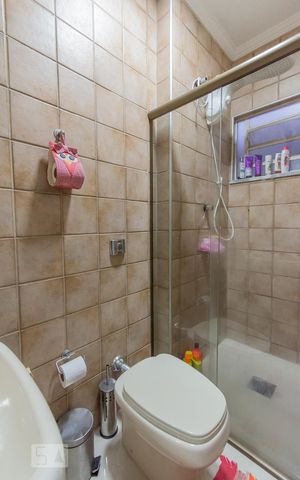 Apartamento à venda com 70m², 3 quartos e 1 vaga Apartamento à venda com 70m², 3 quartos e 1 vagaBanheiro