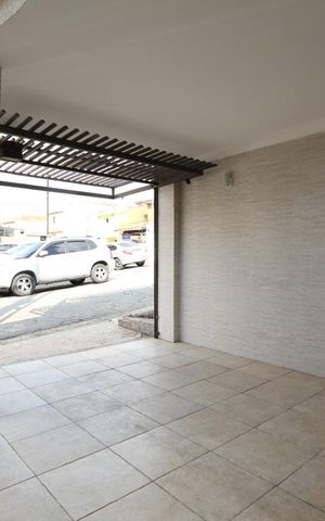 Casa à venda com 150m², 3 quartos e 1 vagaGaragem