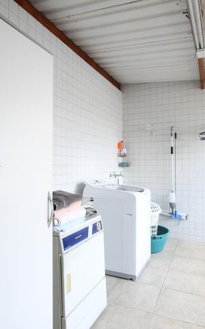 Casa à venda com 150m², 3 quartos e 1 vagaÁrea de serviço