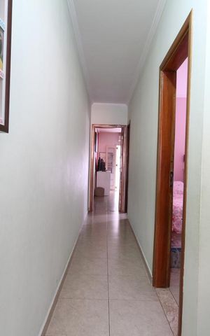 Casa à venda com 150m², 3 quartos e 1 vagaCorredor