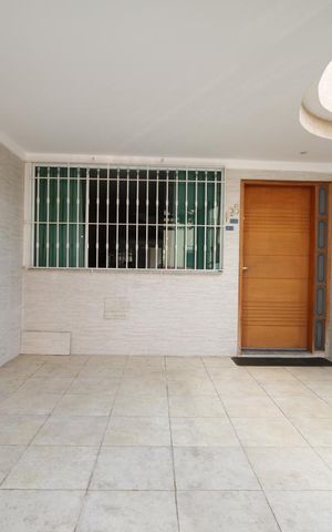 Casa à venda com 150m², 3 quartos e 1 vagaGaragem
