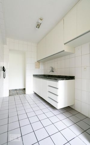 Apartamento para alugar com 72m², 3 quartos e 1 vaga Apartamento para alugar com 72m², 3 quartos e 1 vagaCozinha e Área de Serviço