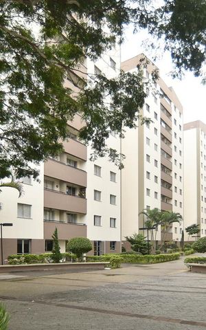 Apartamento para alugar com 65m², 3 quartos e 1 vagaFachada interna